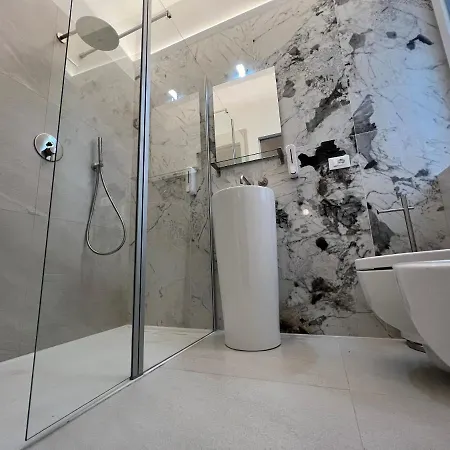 Empatia Centro 4* 佩斯卡拉